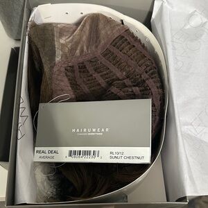 Raquel Welch Sunlit Chestnut Wig Real Deal Average NWT